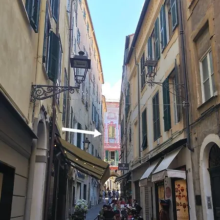 Homeholidaysanremo - 2,0 公寓