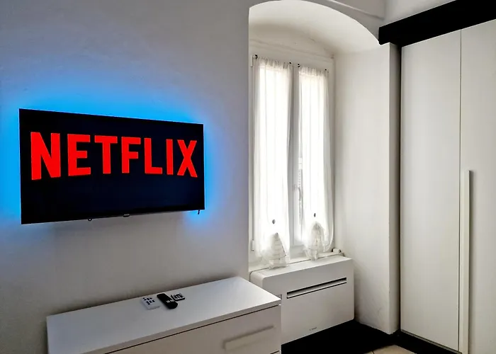 Homeholidaysanremo - 2,0 *