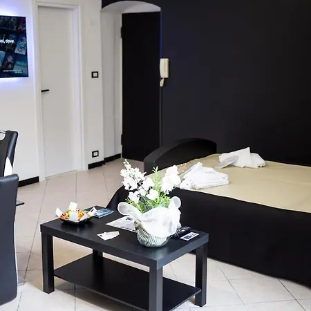 아파트 Homeholidaysanremo - 2,0 *