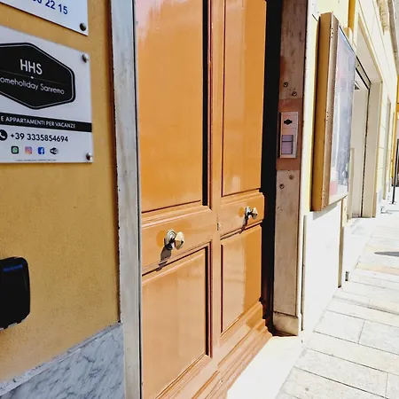 Homeholidaysanremo - 2,0 아파트