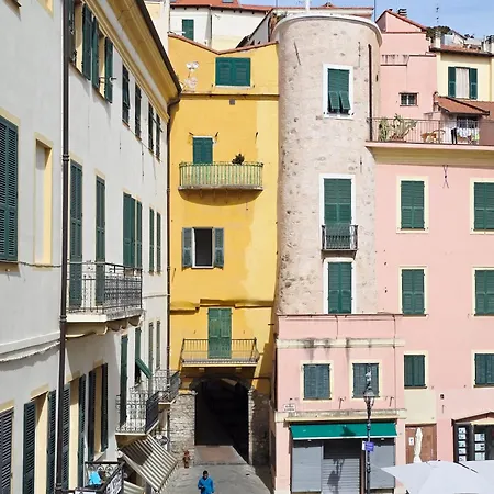 Homeholidaysanremo - 2,0 * 산레모